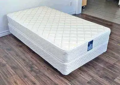 Bonjour ! Matelas et sommiers neufs, confortables et de grande qualité, de toutes tailles et de tous...