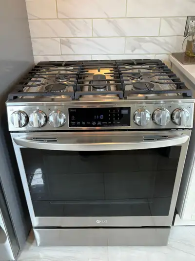 LG ThinQ gaz oven, View more
