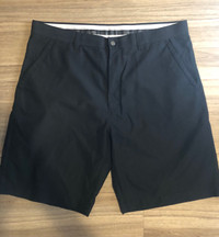 Men’s golf shorts 