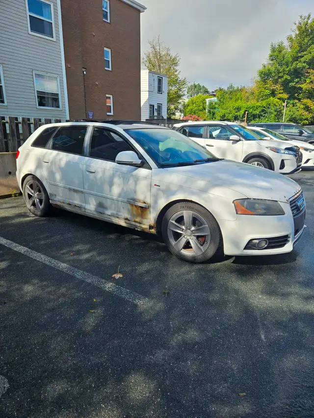 2010 Audi a3571064679871948804