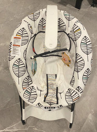 Chaise vibrante et musicale avec mobile, pour bébé, presque neuf