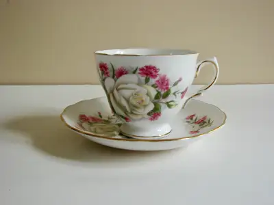 Bone China Teacup and Saucer White Rose Pink Flowers Gold Gilt Trim Royal Vale Scalloped - made in E...