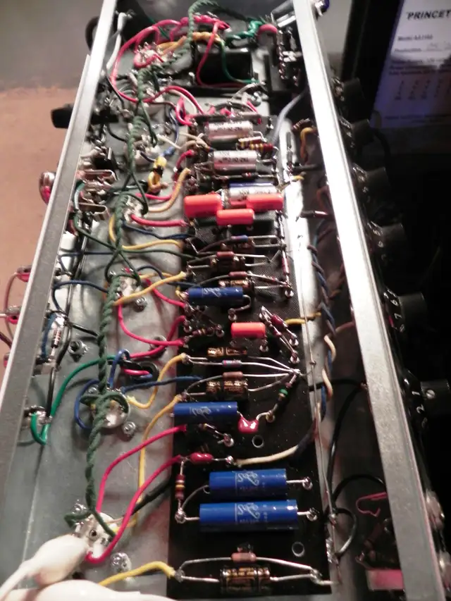 Fender Princeton Reverb 1964 clone in Amps & Pedals in City of Montréal - Image 4