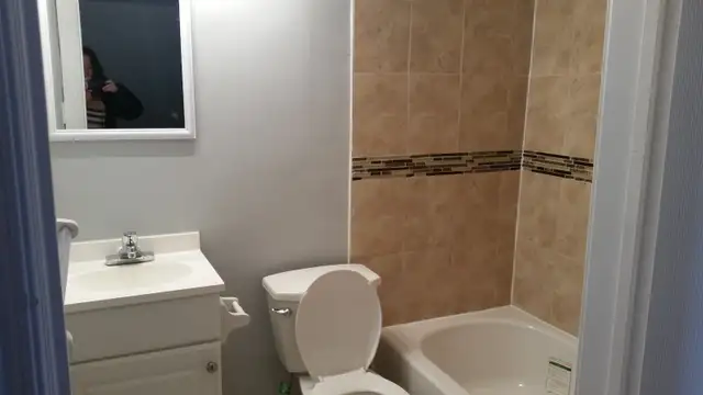 Large Bedroom near Mohawk college _ Female only AC Included