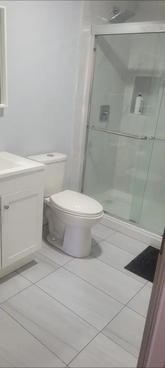 Very close to Tuscany c-train station room for rent in calgary in Room Rentals & Roommates in Calgary - Image 3