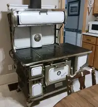 Vintage Acorn Kitchen Stove