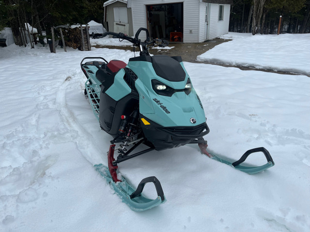 Ski-Doo Freeride 2024 dans Motoneiges  à Sherbrooke - Image 2