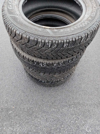 195 65 15 4 tires hiver Mike 438 346 2082 
