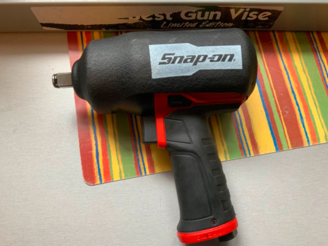 Snap on PT 850  1/2.air impact, and Mac 20v cordless 1/2 inch im in Power Tools in Lethbridge - Image 3