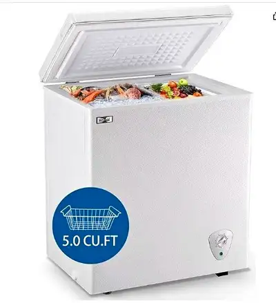 Le congélateur coffre de 5,0 pieds cubes mesure 26,18'' (L) x 17,51'' (L) x 30,31'' (H), offrant suf...