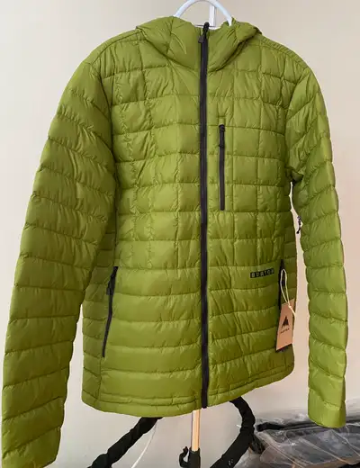 New never been used Burton Men's jacket. Midheat hooded down insulated Jacket in Calla green. Size m...