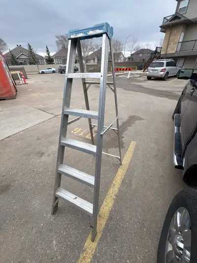 6’ ladder, View more