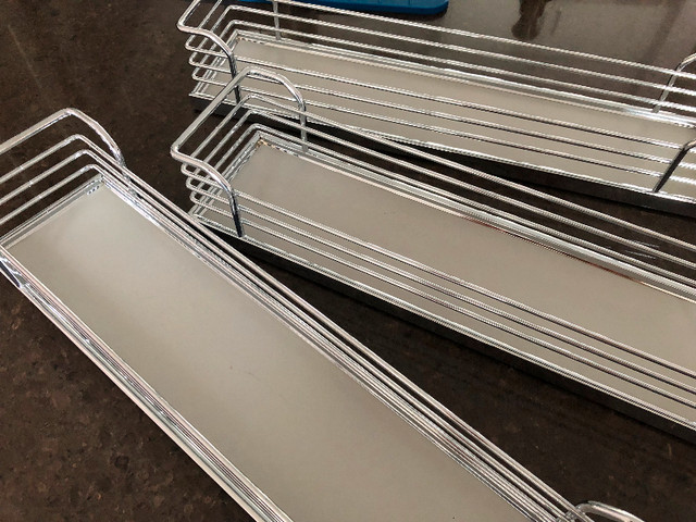 KITCHEN/OIL DRAWER CHROME BASKETS (3) in Kitchen & Dining Wares in Markham / York Region