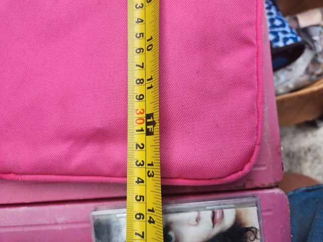 Laptop case pink in Laptop Accessories in Belleville - Image 3