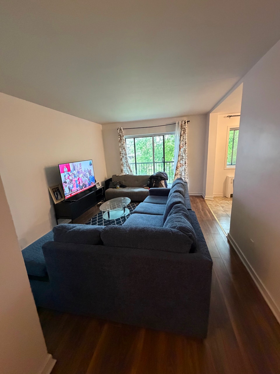 Grand 3.5 à louer à Cartierville 3