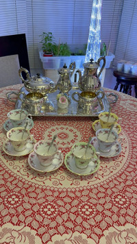 Vintage 1970 display Royal Albert SYMPHONY Series of 6 tea sets 