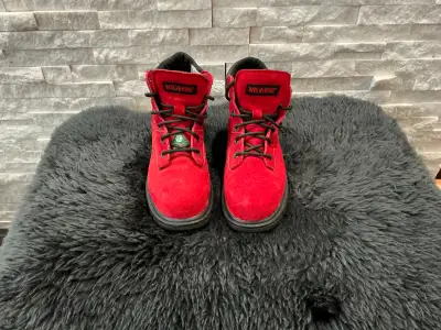 Safety boots, View more