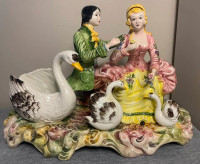 VTG 1985 Porcelain Courting Couple w/Swans  Center Piece