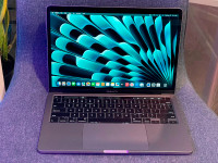 2020 MacBook Pro 13” / Touchbar / 512  SSD / Brand New Battery