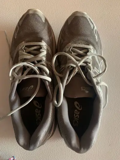 Asics Shoes Men’s 9.5, View more