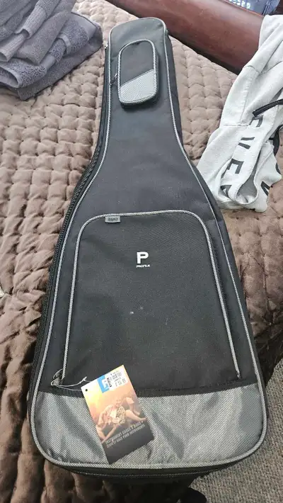 Ibanez bass guitar for sale, View more