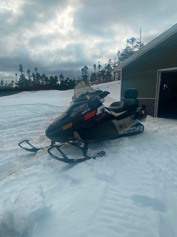 2014 Arctic Cat T570 Long Track dans Motoneiges  à Saint-Jean de Terre-Neuve