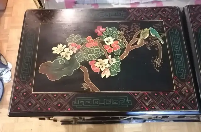 A Pair Chinese Black Lacquer Cabinets hand paint 30" tall in Bookcases & Shelving Units in Mississauga / Peel Region - Image 8