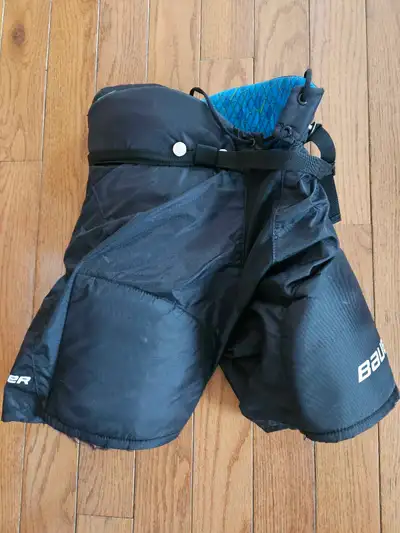 Bauer youth large hockey pants, View more