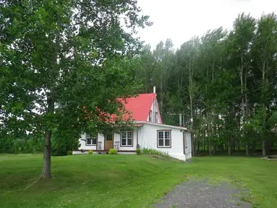 Maison 3 chambres à louer à Manseau 800$ ou à vendre