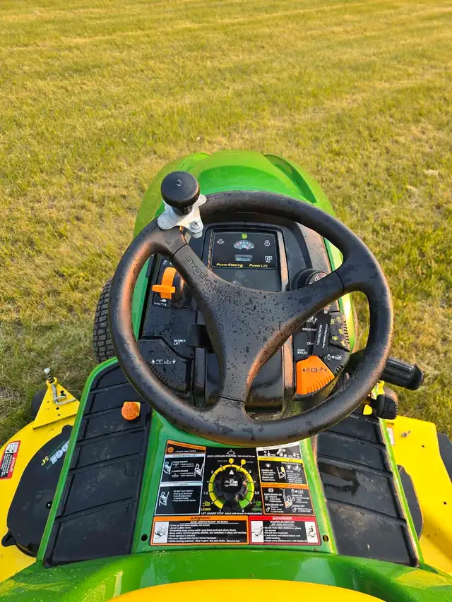 2015 JOHN DEERE Select Series X590 Multi-terrain lawn tractor 5462864744235266124