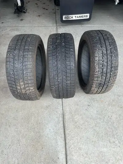 3 Michelin Winter Tires 215/50R17 Excellent condition $150.00