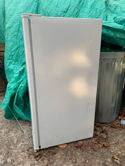 Working condition Mini fridge