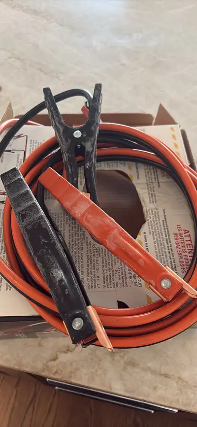 These 12-foot, 6-gauge booster cables are perfect for jump-starting your car, featuring 100% copper...