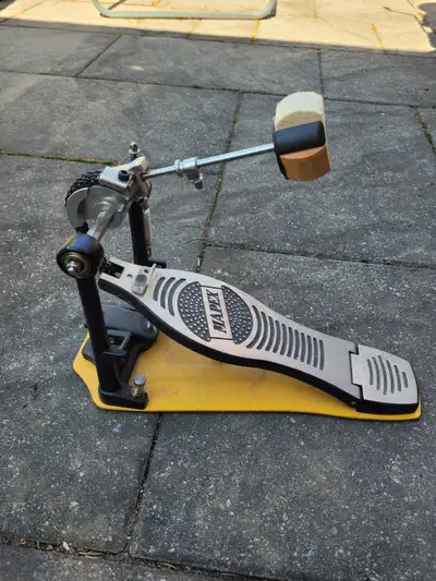 Mapex Bass Drum Pedal with 3-sided beater, View more
