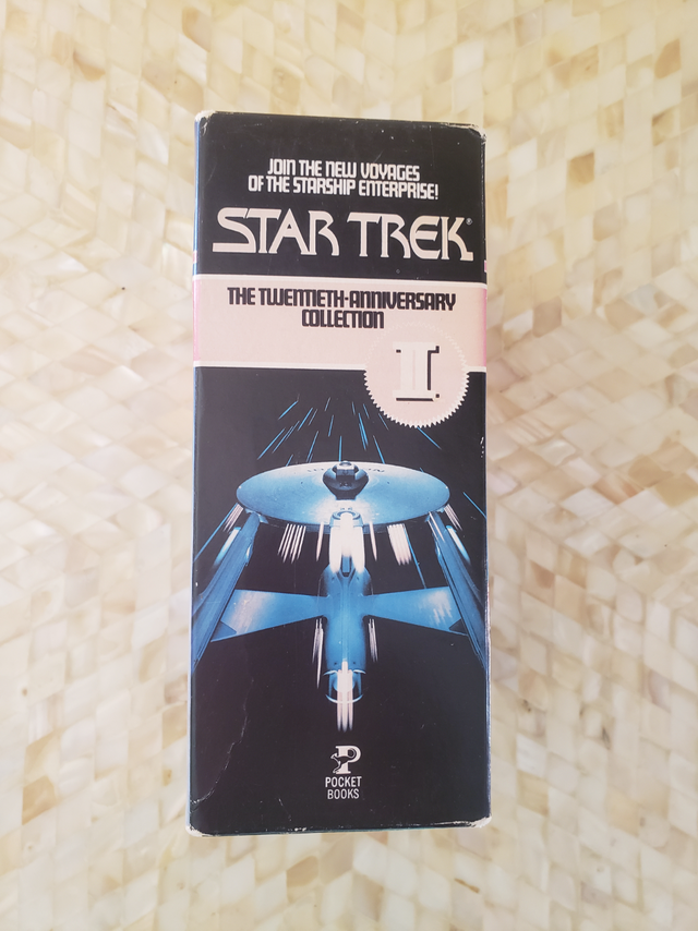 Star Trek Collector Books in Fiction in Markham / York Region - Image 6