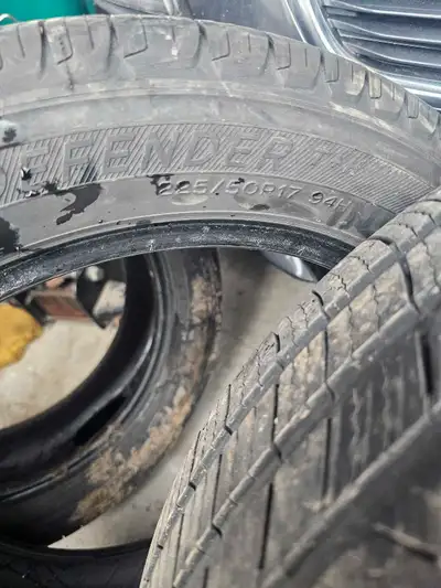 Full set of mechelin all season tires thread is 85% 4037971904