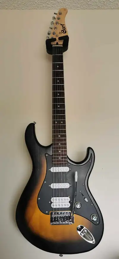 Cort G110 - As new, View more