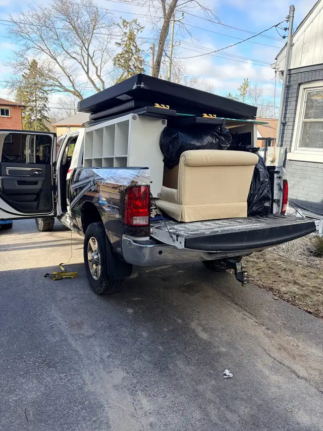 Junk removal540714185188986881