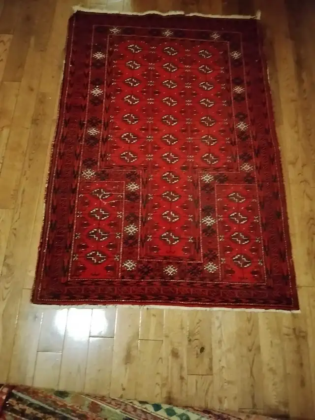 Persian hand made carpet in Rugs, Carpets & Runners in City of Toronto - Image 3