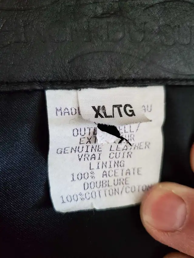 Vintage Men's Lined Leather Jacket - XL in Men's in Edmonton - Image 7