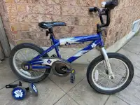 VGUC kid bike with training wheels
