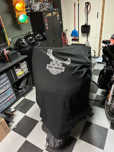 Cloth indoor harley cover, gotta protect ur hog. $ 100 . CashText 519 998 6592. Thanks . On a 2010 r...