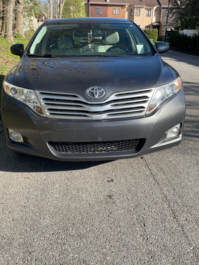 Toyota venza 4 cylindres AWD 