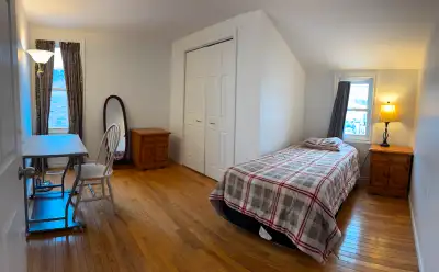 Quiet Room for rent, Sep