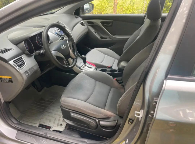 Hyundai Elantra GLS Berline 4D 2013 dans Autos et camions  à Ville de Québec - Image 4