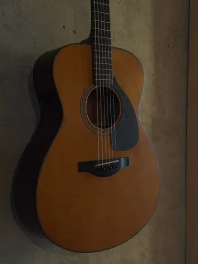 Yamaha Red Lable FSX5 Acoustic-Electric, View more