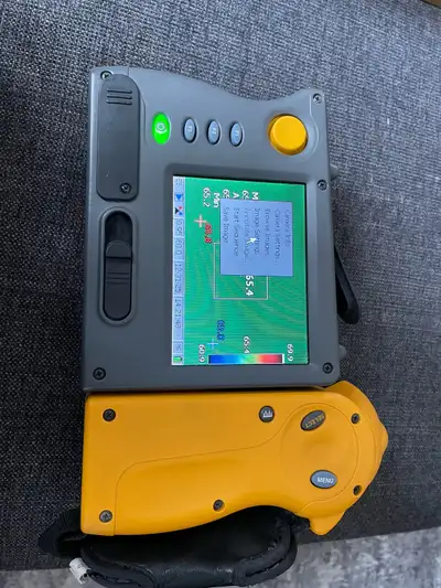 Fluje Ti55 thermal imager. Case and accessories included Last calibrated 2021. Pick up in bloor west...