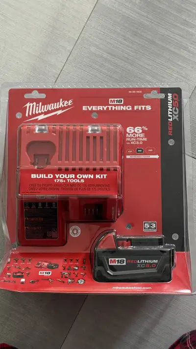 Milwaukee M18 and M12 dual charger with one M18 5Ah battery, View more