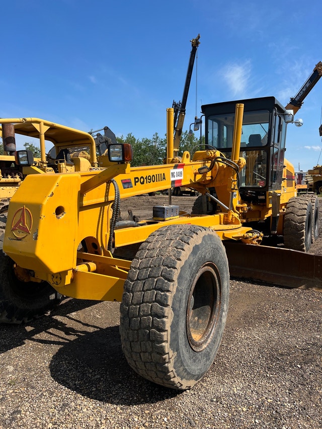 2008 PQ190 grader LOW HOURS Heavy Equipment Edmonton Kijiji