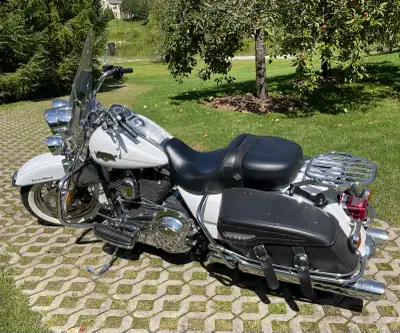 Harley Davidson Road King Classic, 2013, 103 V- Twin, 6 speed, 1690 cc